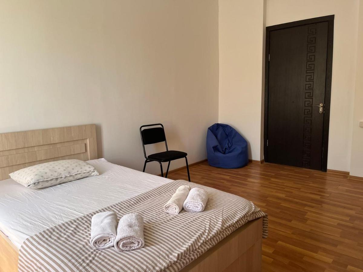 Guest House Oasis - Tvishi المظهر الخارجي الصورة