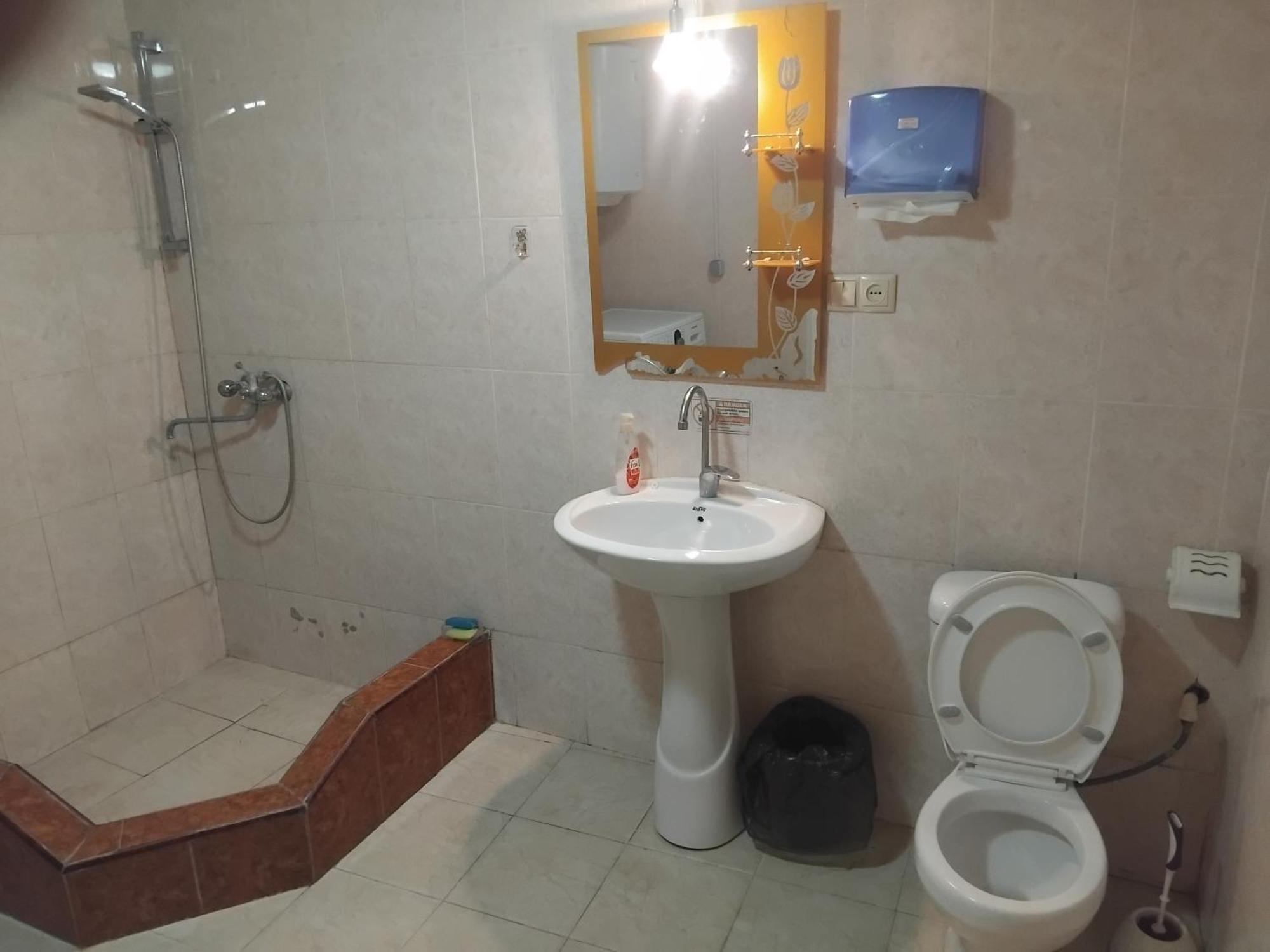 Guest House Oasis - Tvishi المظهر الخارجي الصورة